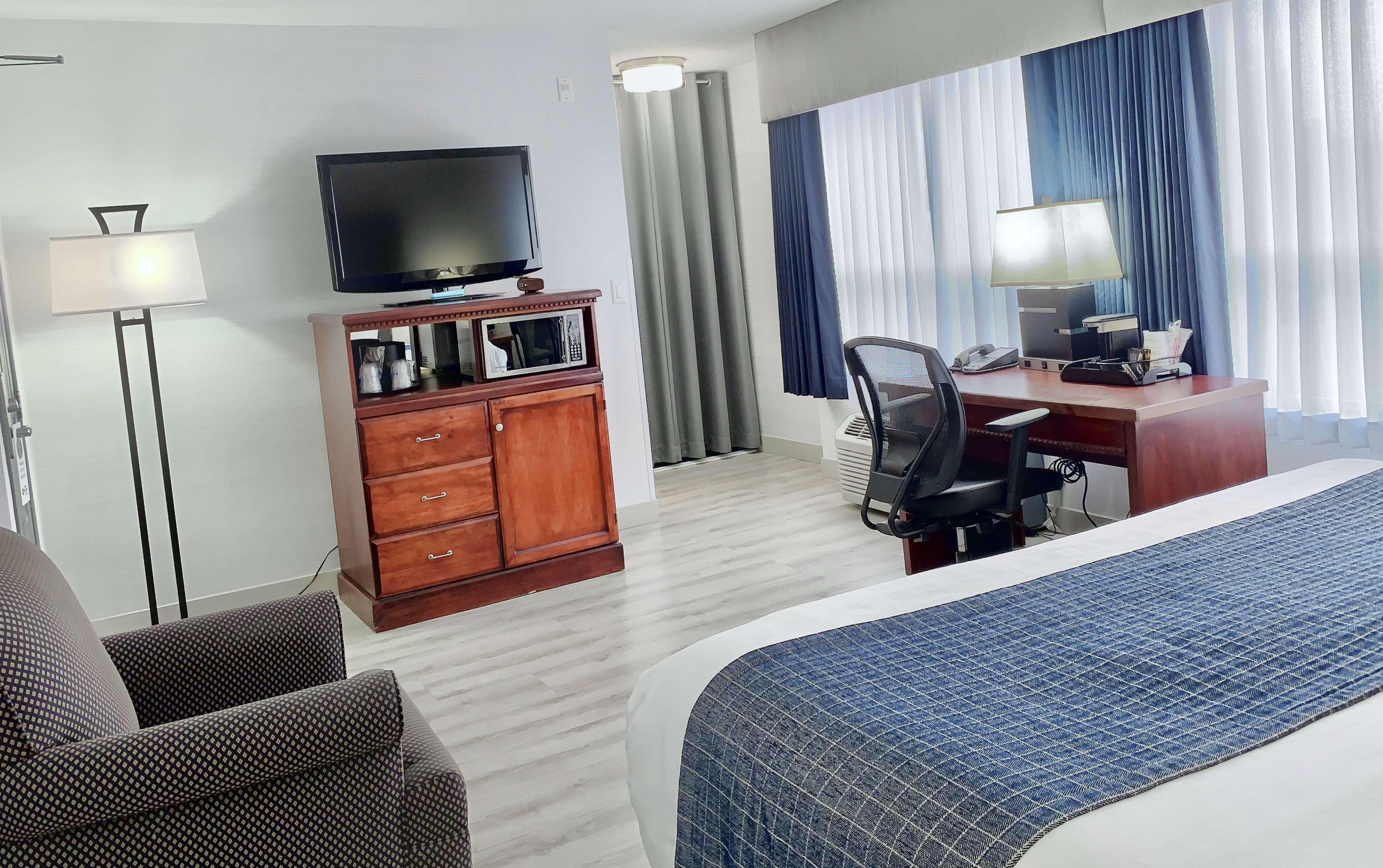 Best Western Plus Regency Inn And Conference Centre Abbotsford Exteriör bild