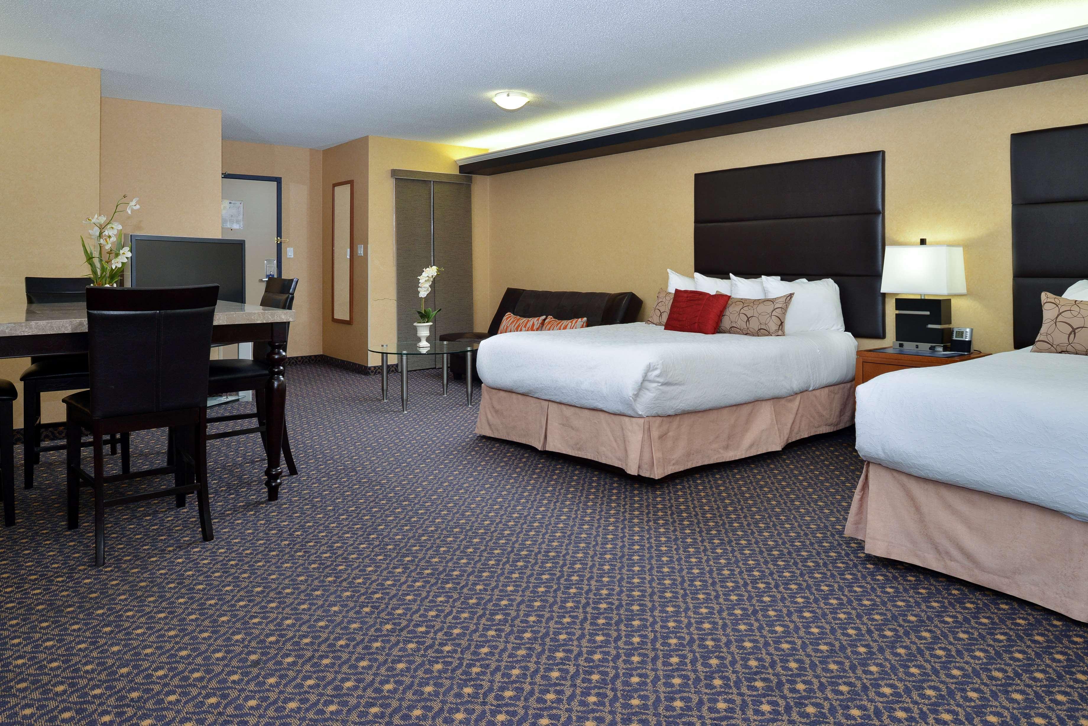 Best Western Plus Regency Inn And Conference Centre Abbotsford Exteriör bild