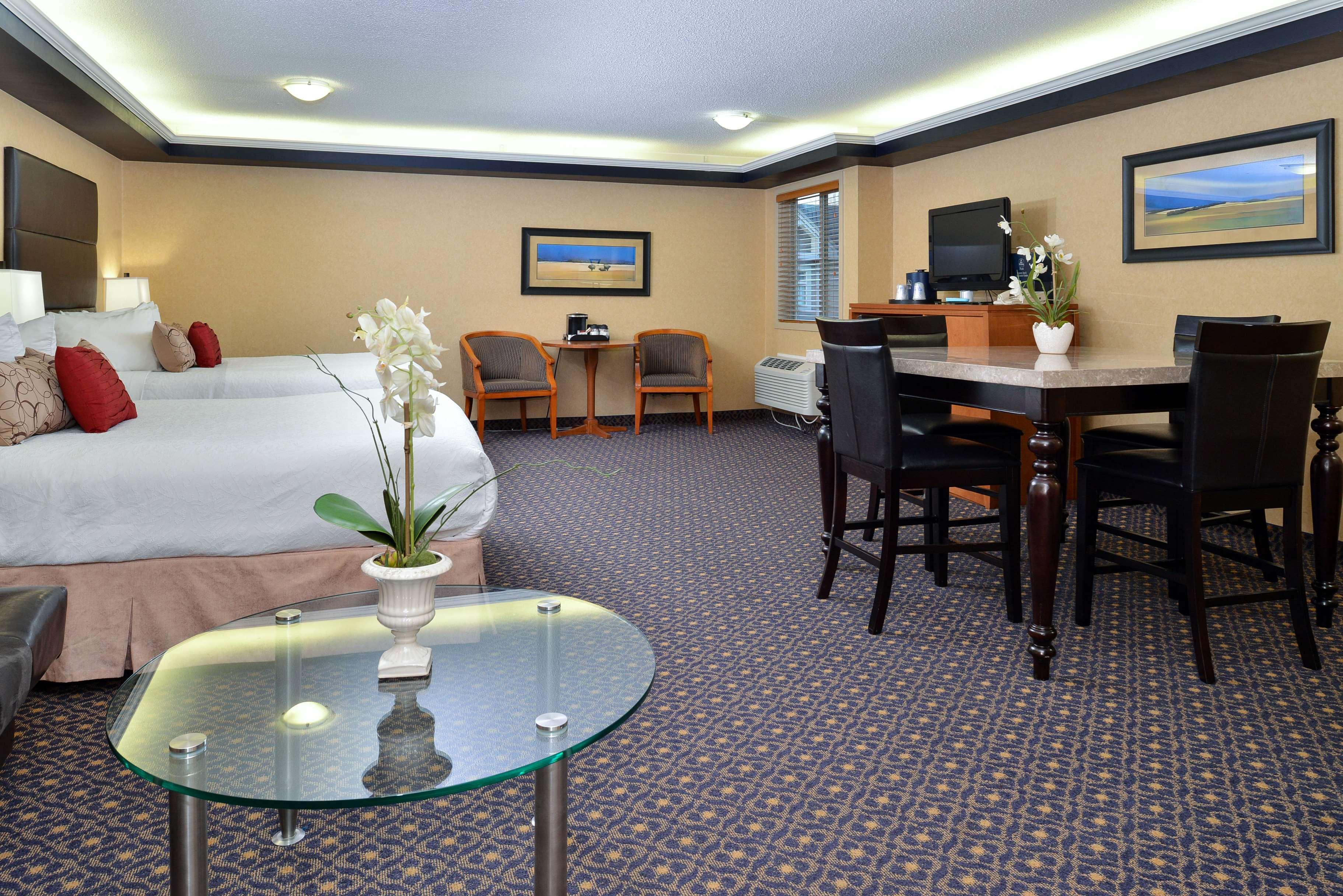 Best Western Plus Regency Inn And Conference Centre Abbotsford Exteriör bild