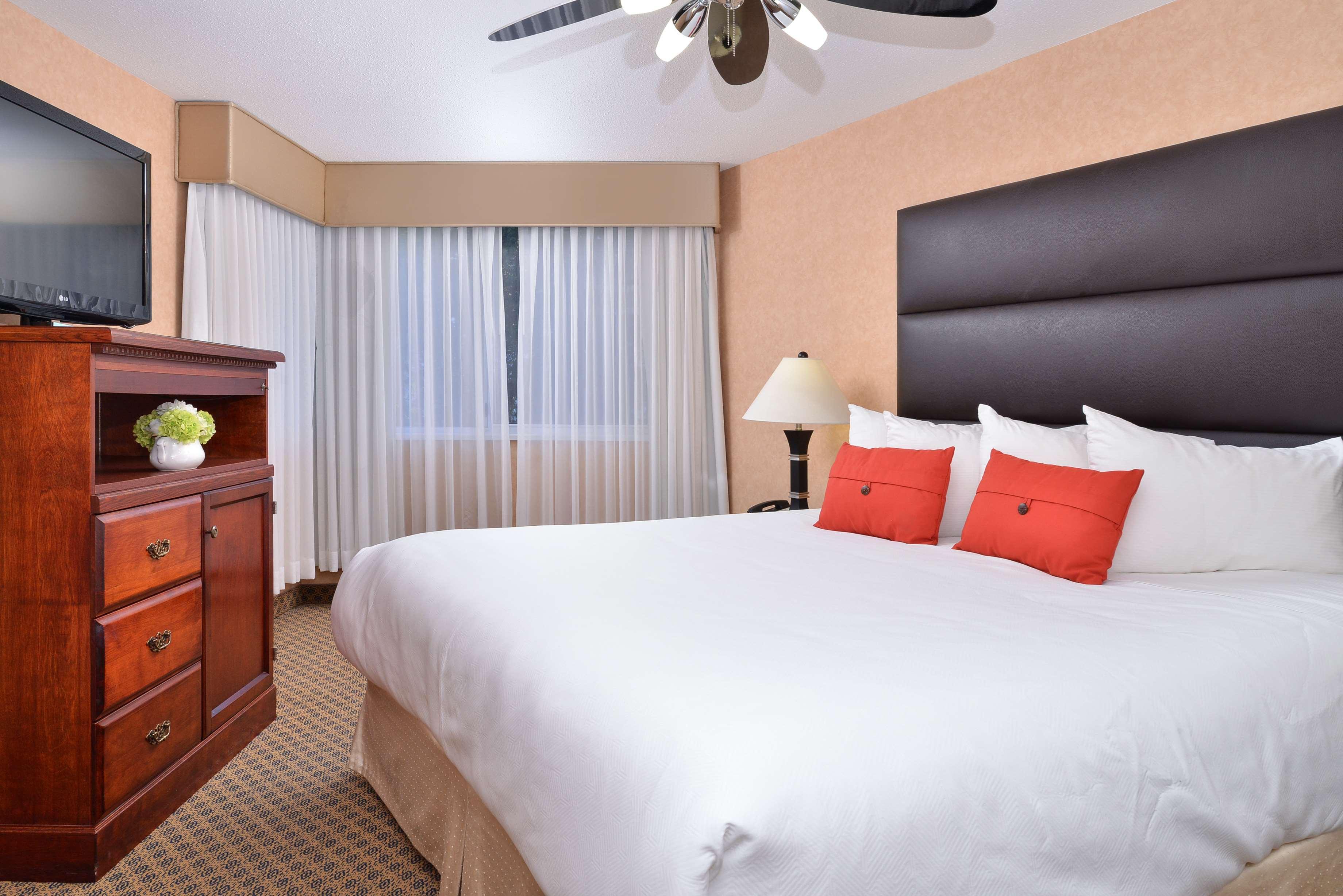 Best Western Plus Regency Inn And Conference Centre Abbotsford Exteriör bild