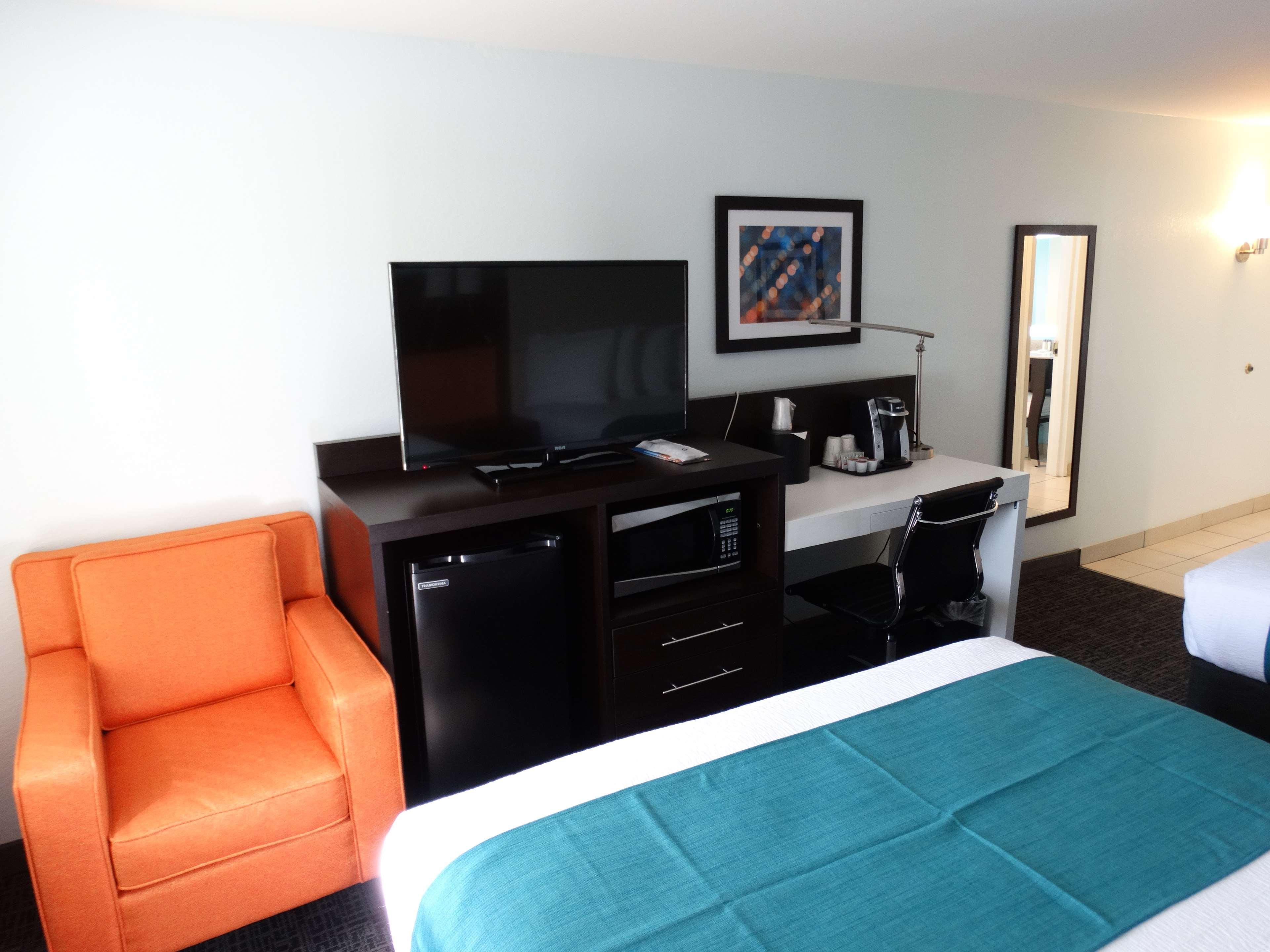 Best Western Plus Regency Inn And Conference Centre Abbotsford Exteriör bild